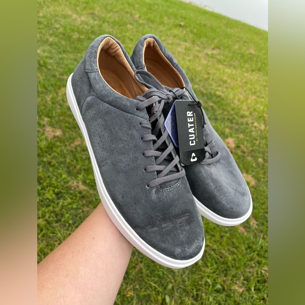 NWT Cuator Travis Mathew Golf Phenom Suede Shoes Size 9.5 in Navy/Gray